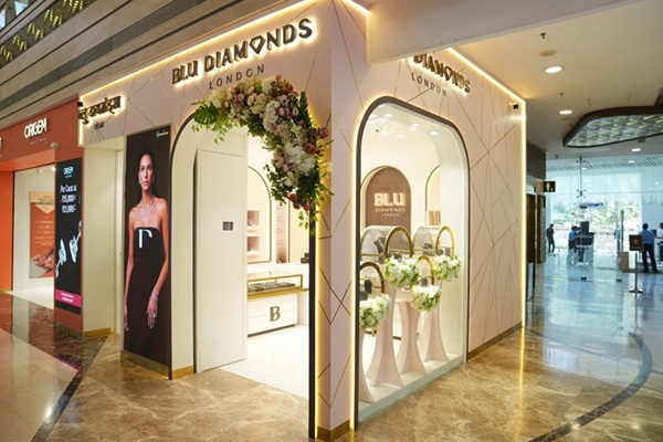 Blu-Diamonds-London-Opens-Its-First-India-Flagship-at-R-City-Mall-Mumbai